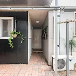 Boutique Private Rm 7 Min Walk To Sydney Domestic Airport - Sharehouse