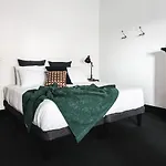 Sydney Park Hotel