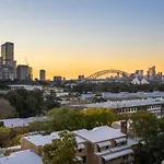 Azzuro Pod Hotel - Potts Point