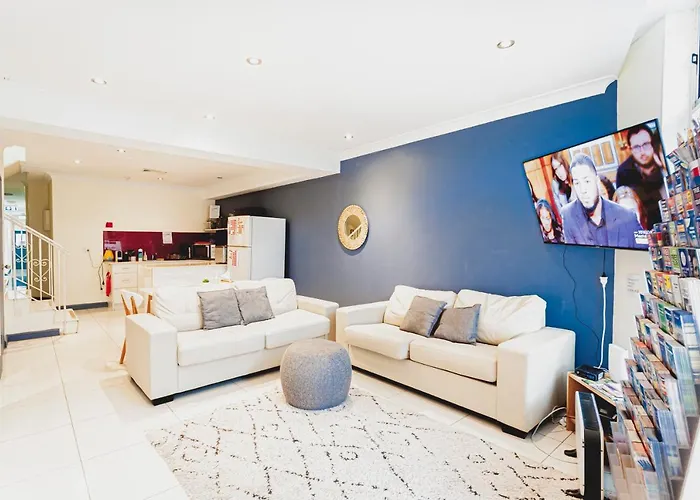 Manly Beach Hostel