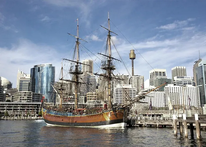Prime Spot: Modern Studio+Balcony Darling Harbour