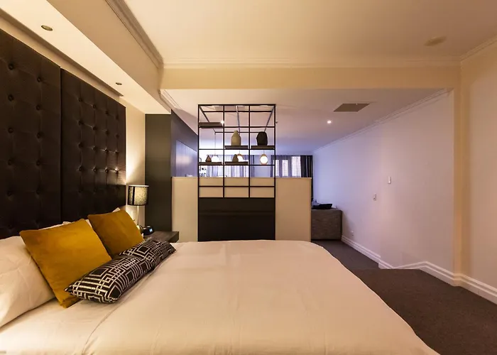 Cbd Executive Apartment Right By The Harbour