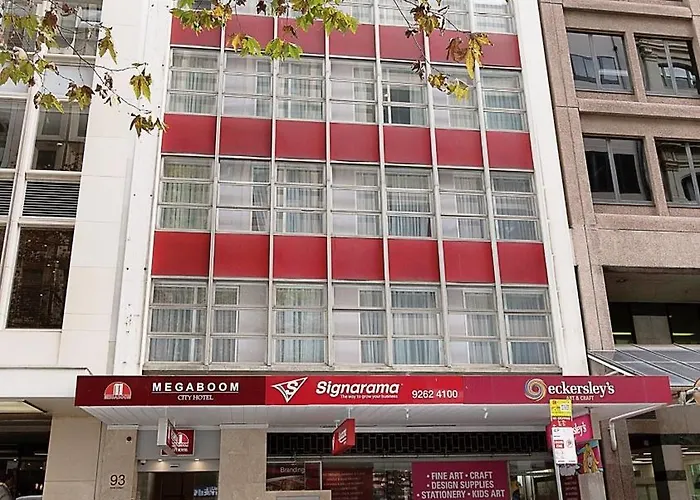 Megaboom City Hotel