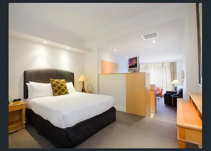 Bond 117 Self- Catering