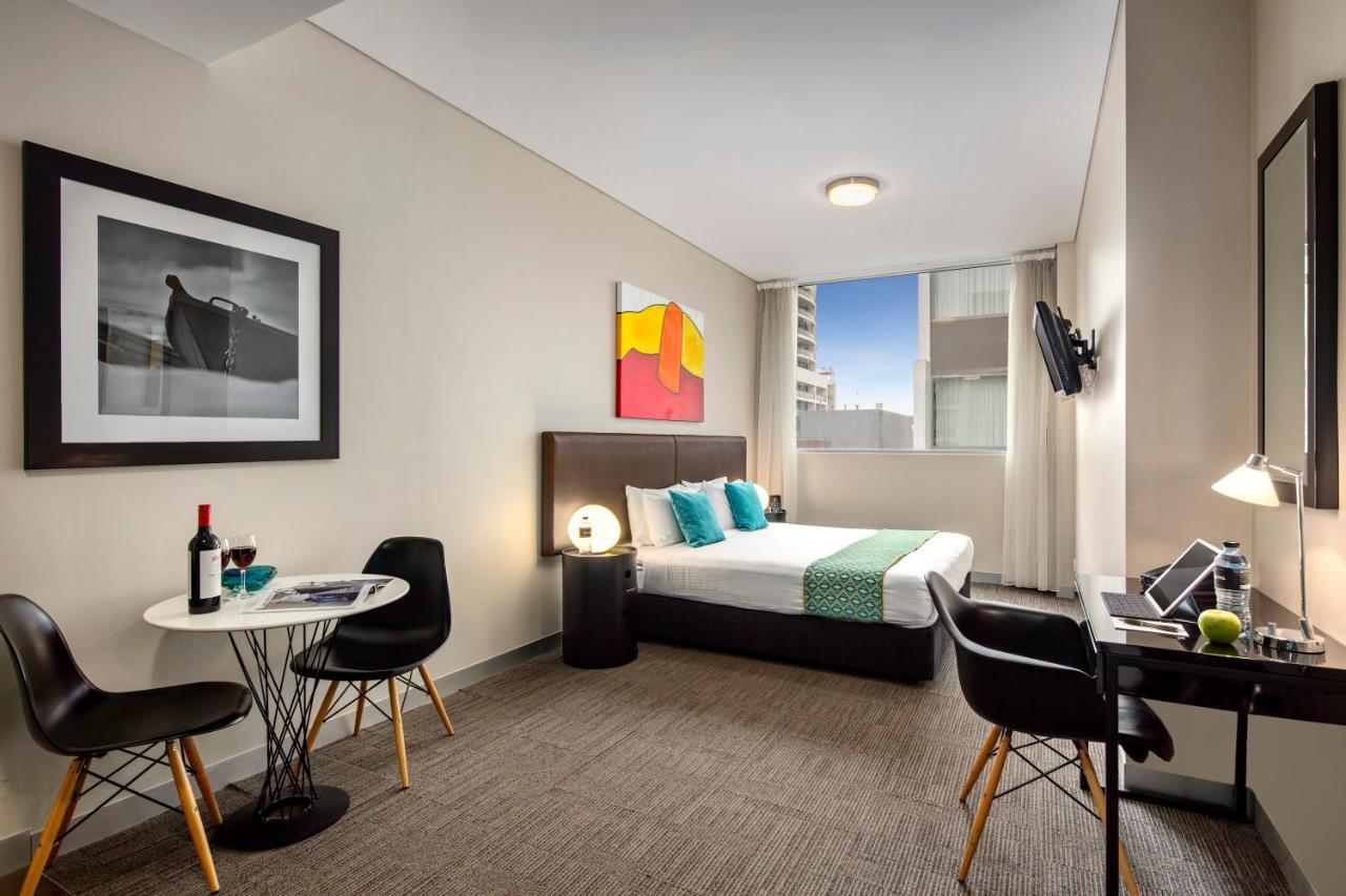 & Bondi Junction 4* Sydney