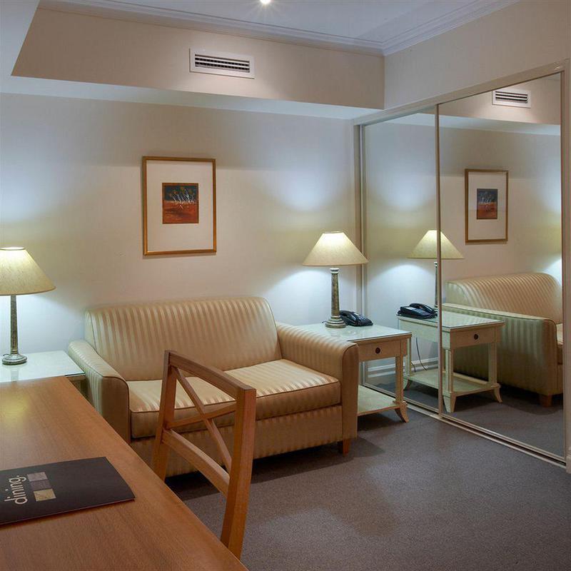 Mantra 2 Bond Street Aparthotel