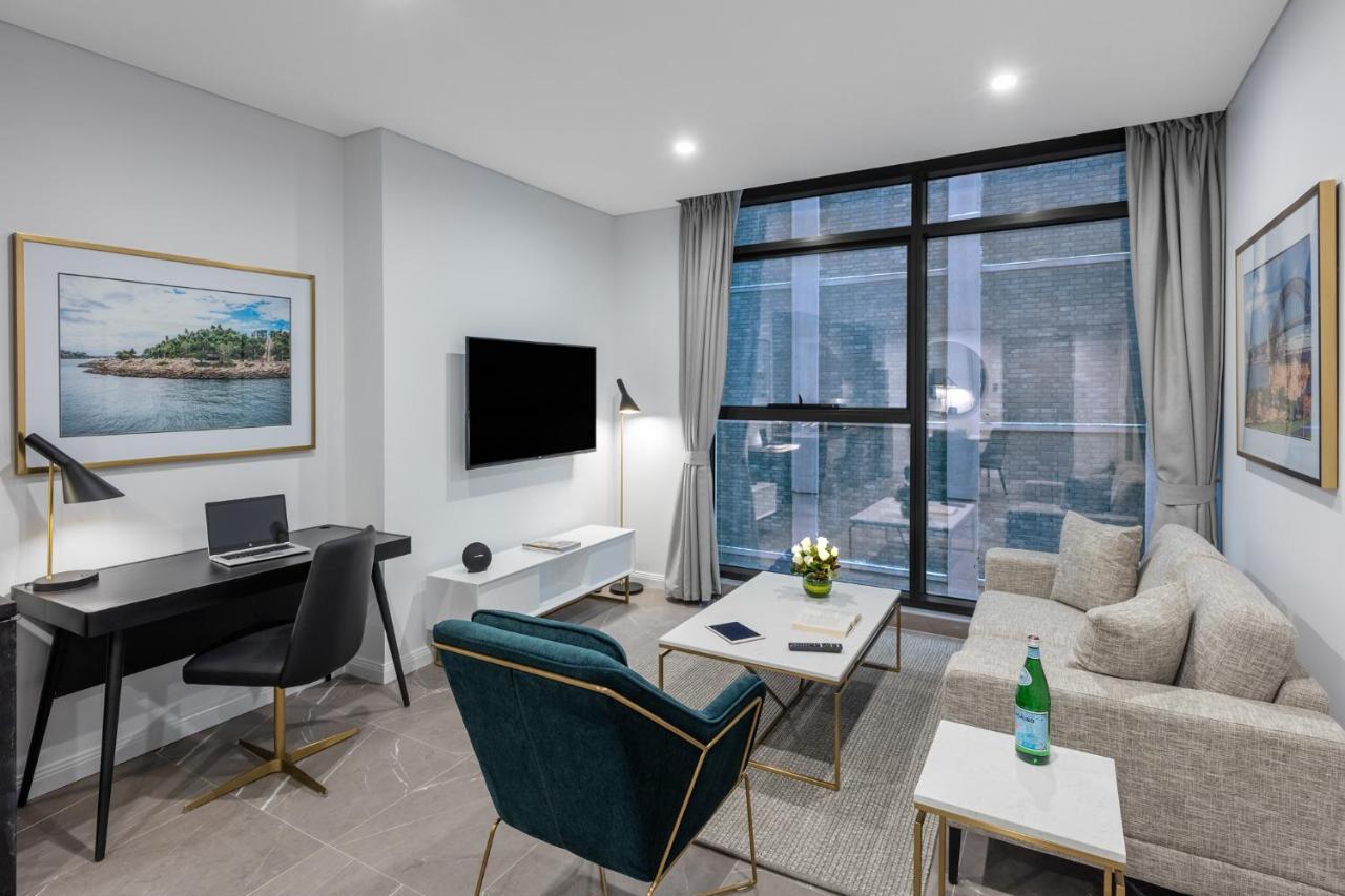 Meriton Sussex Street, Hotel