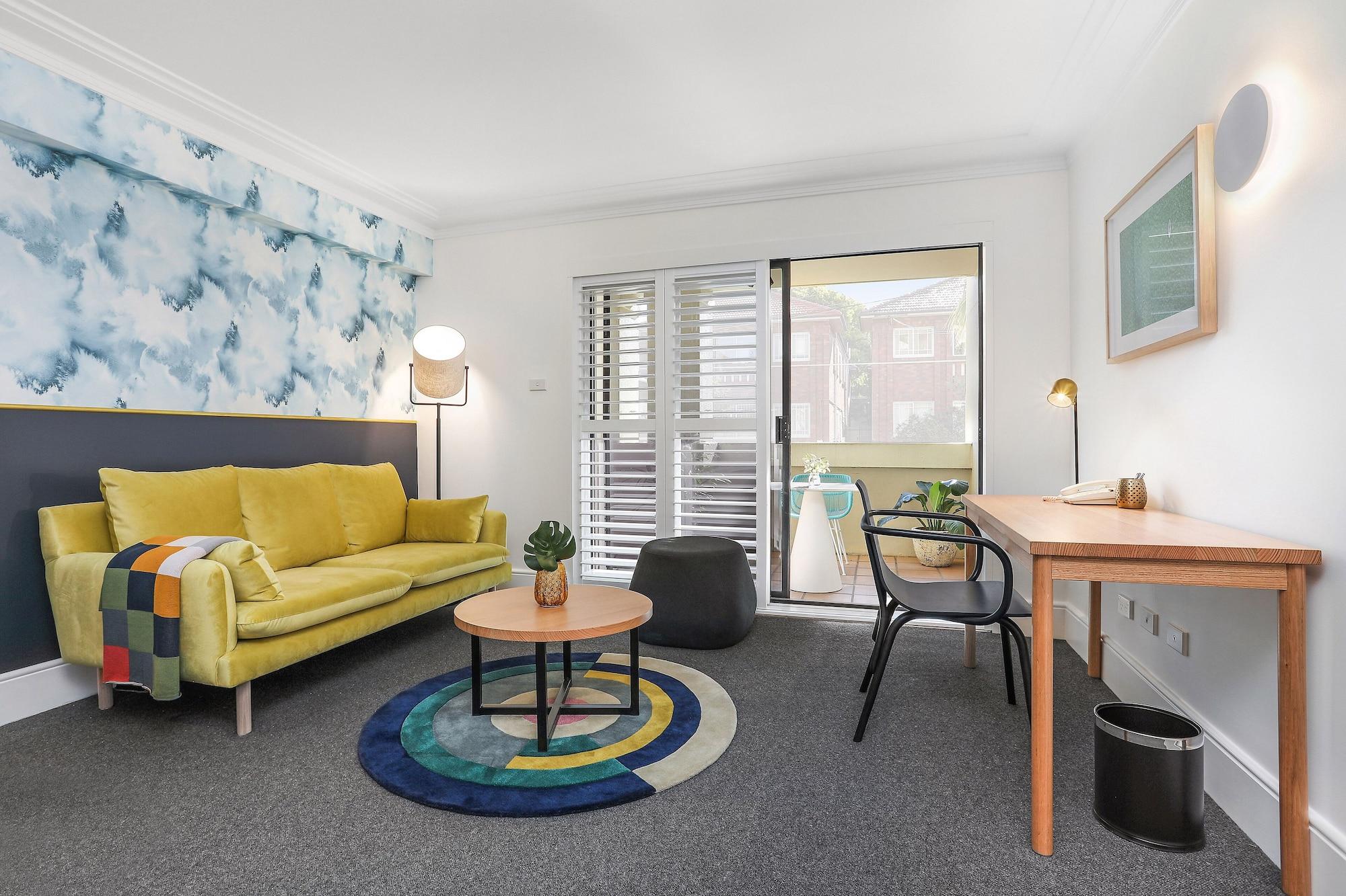 Coogee Bay 3*