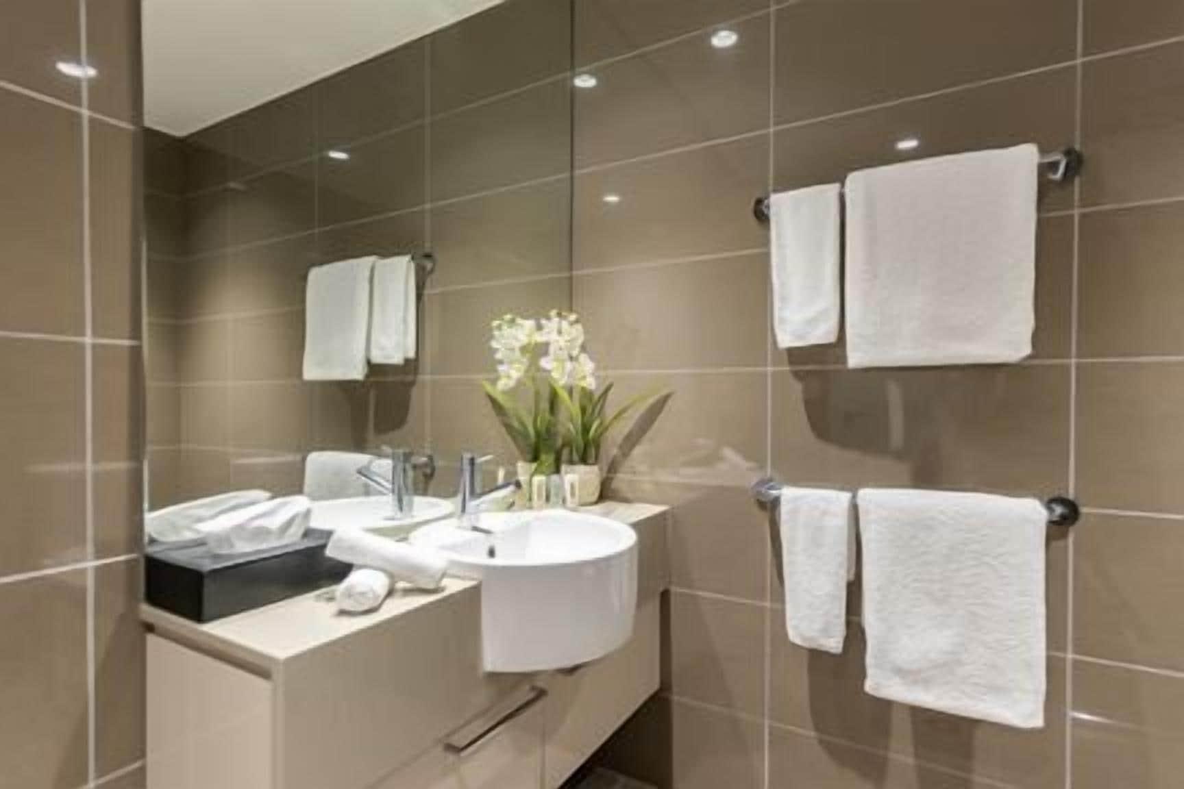 & Bondi Junction Aparthotel Sydney