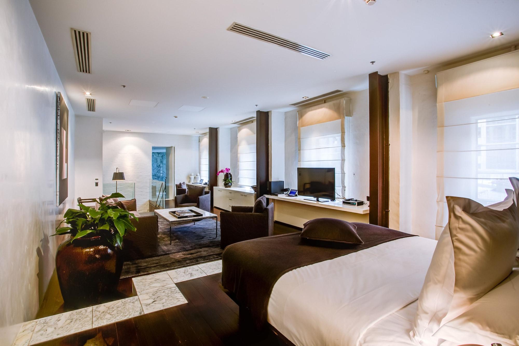 Establishment Hotel 5*