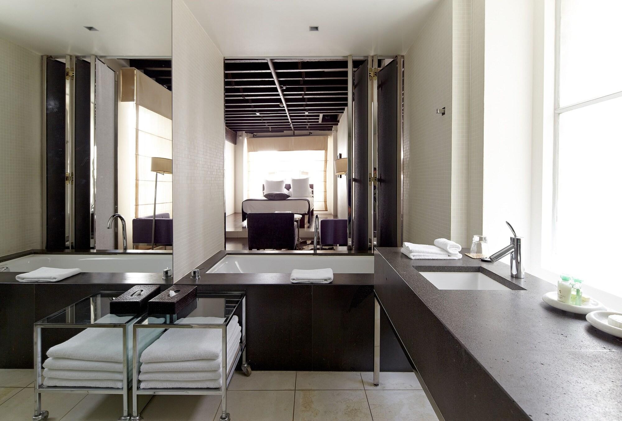 Establishment 5* Sydney
