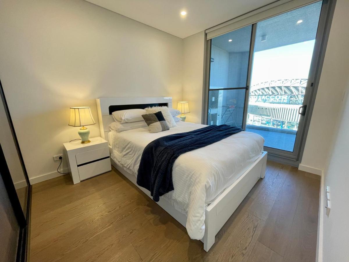 Olympic Park Delight Parking Pool Views Amazing Location *