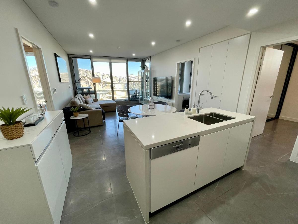 Apartment Olympic Park Delight Parking Pool Views Amazing Location Sydney