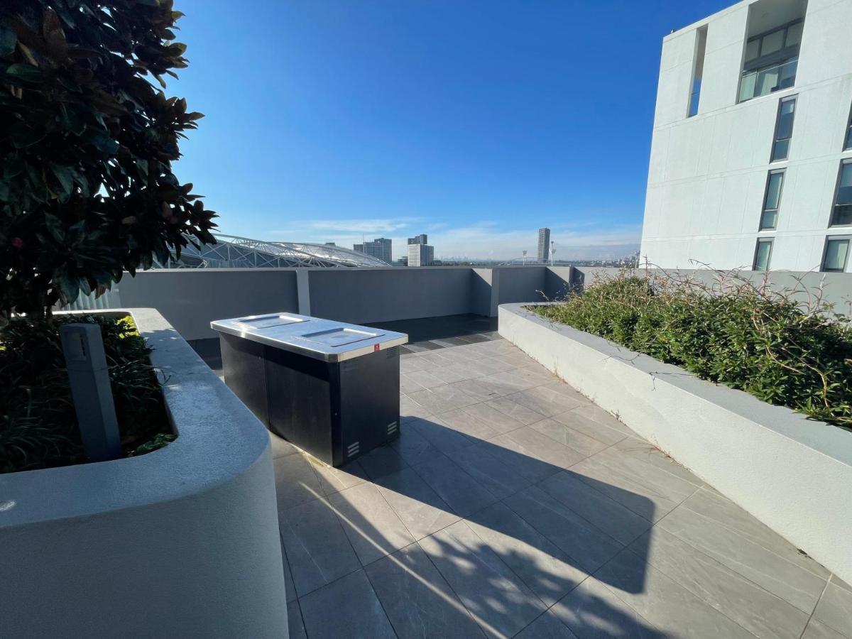 Apartment Olympic Park Delight Parking Pool Views Amazing Location