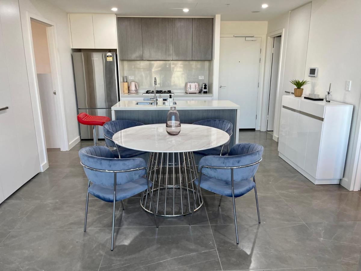 Apartment Olympic Park Delight Parking Pool Views Amazing Location *