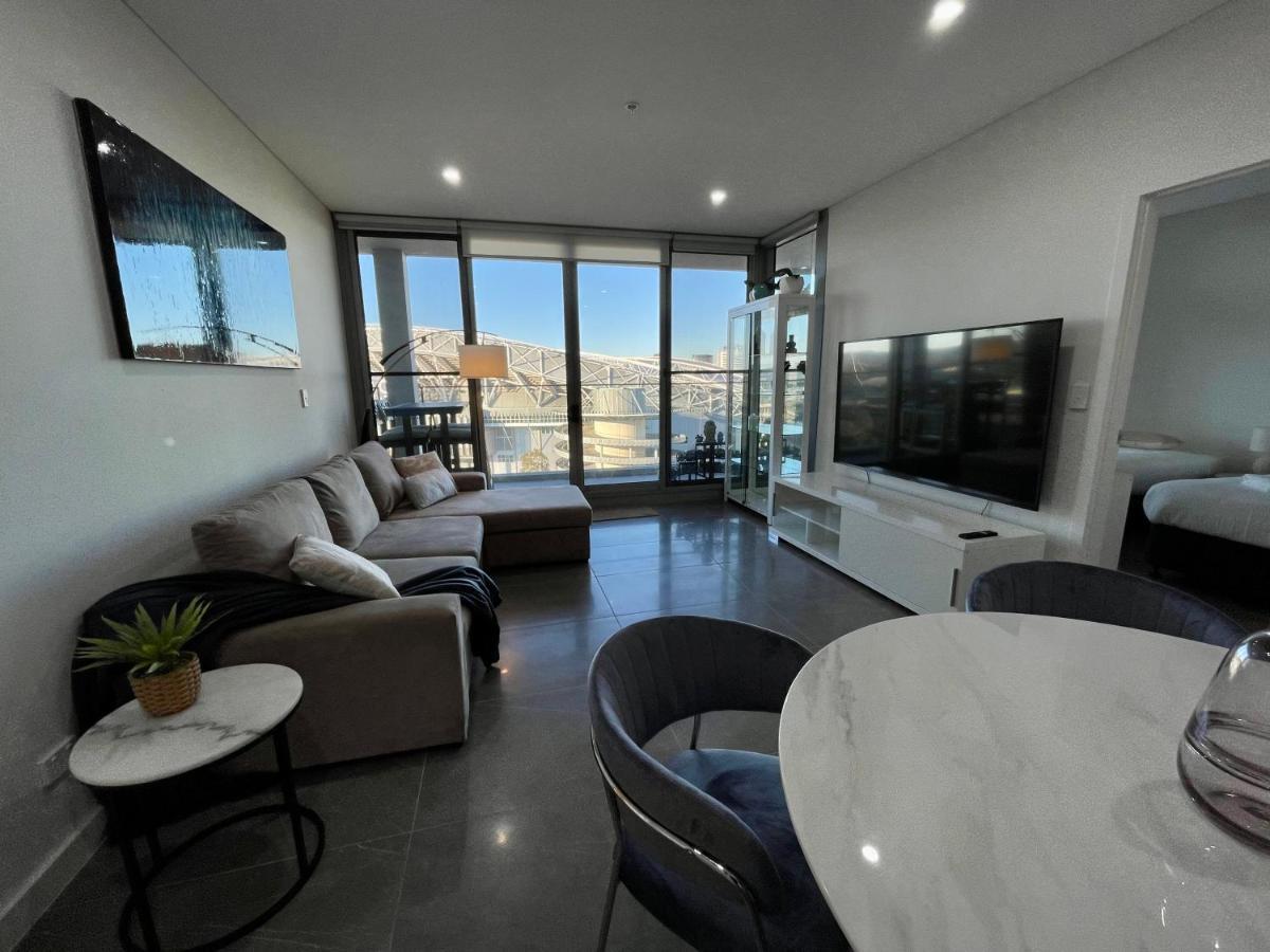 Apartment Olympic Park Delight Parking Pool Views Amazing Location