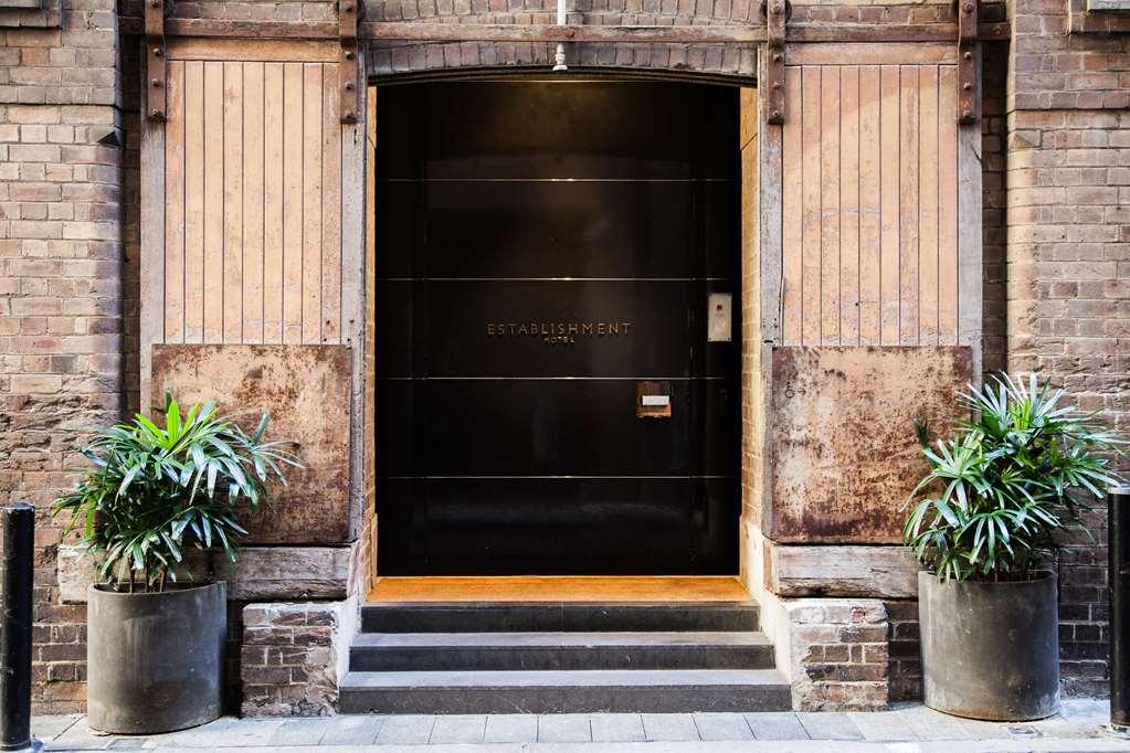 Establishment Hotel