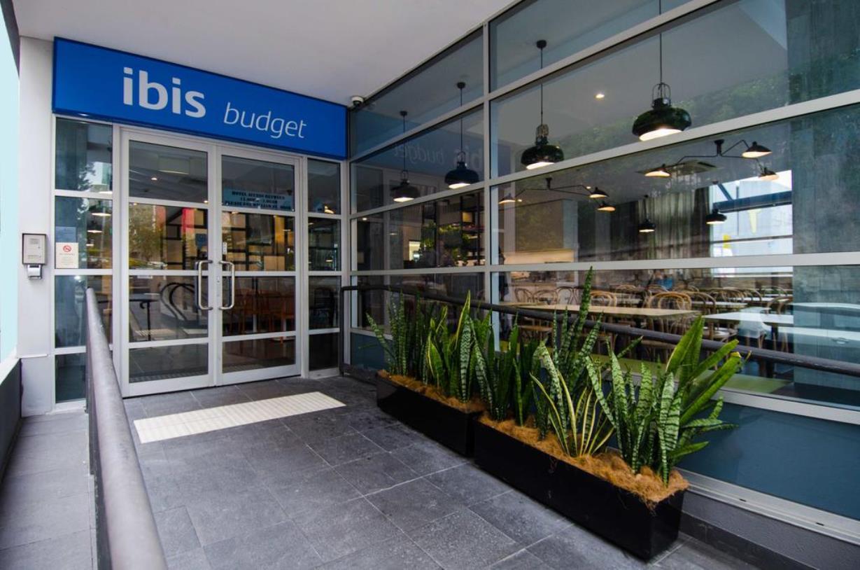 Ibis Budget East