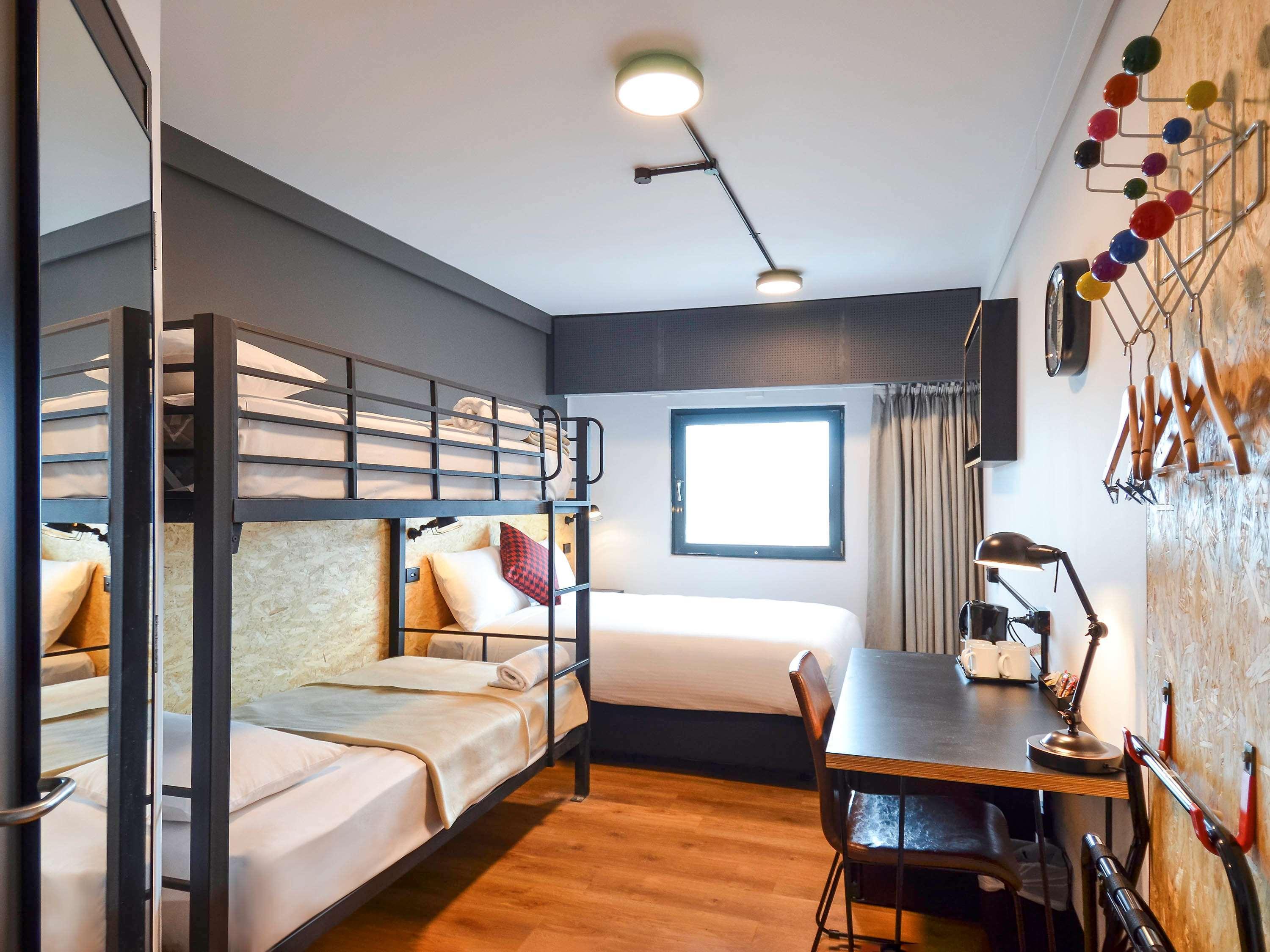 Ibis Budget East 3*