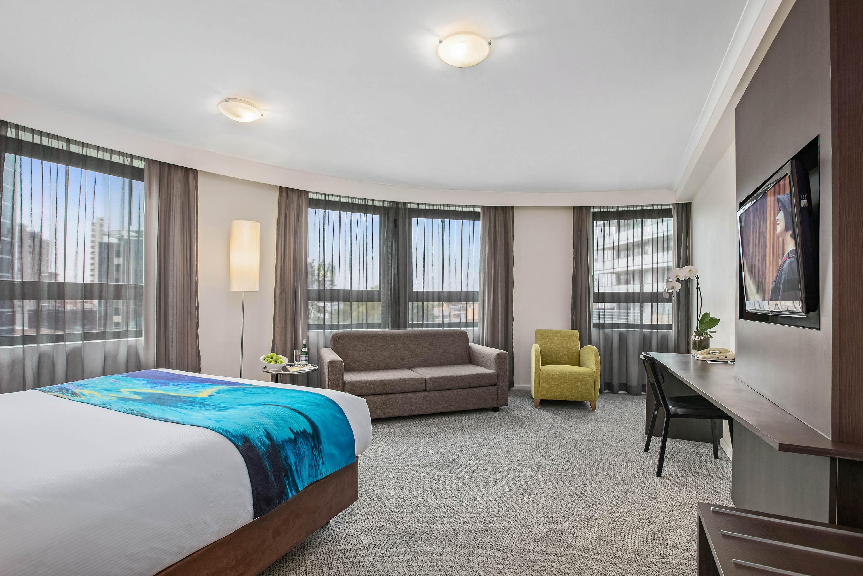 Mantra Parramatta 4* Sydney
