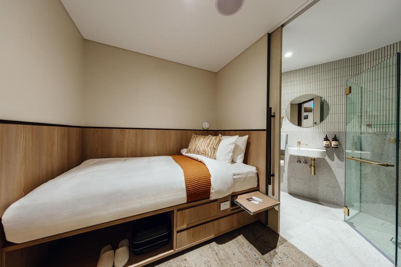 Hotel Aerotel - Inside International Terminal Airport Sydney