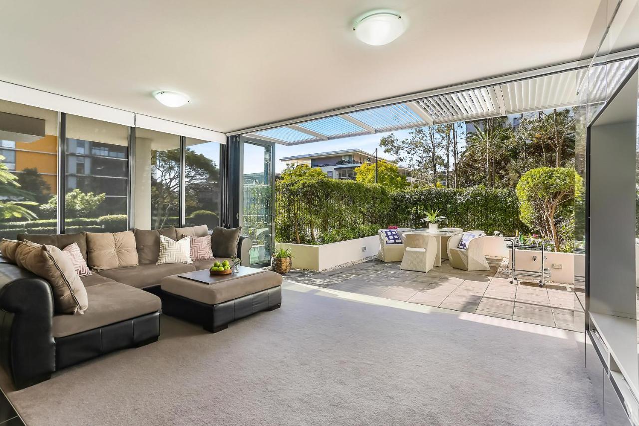 Stylish 1 Bdrm Camperdown - Car Park, Gym & Pool * Sydney