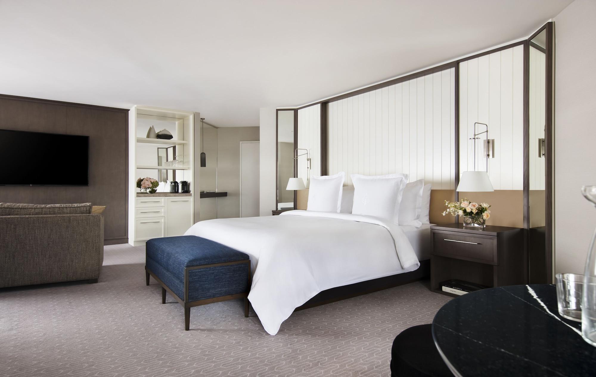 Four Seasons 5*