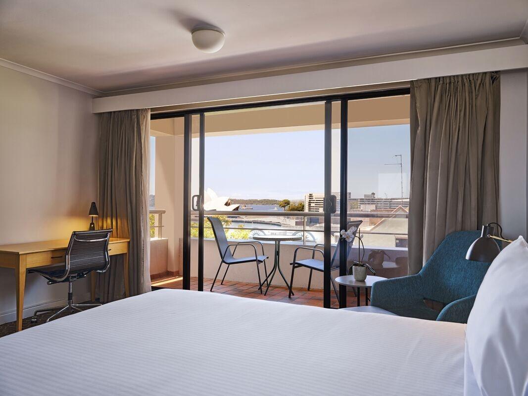 Rendezvous The Rocks Hotel