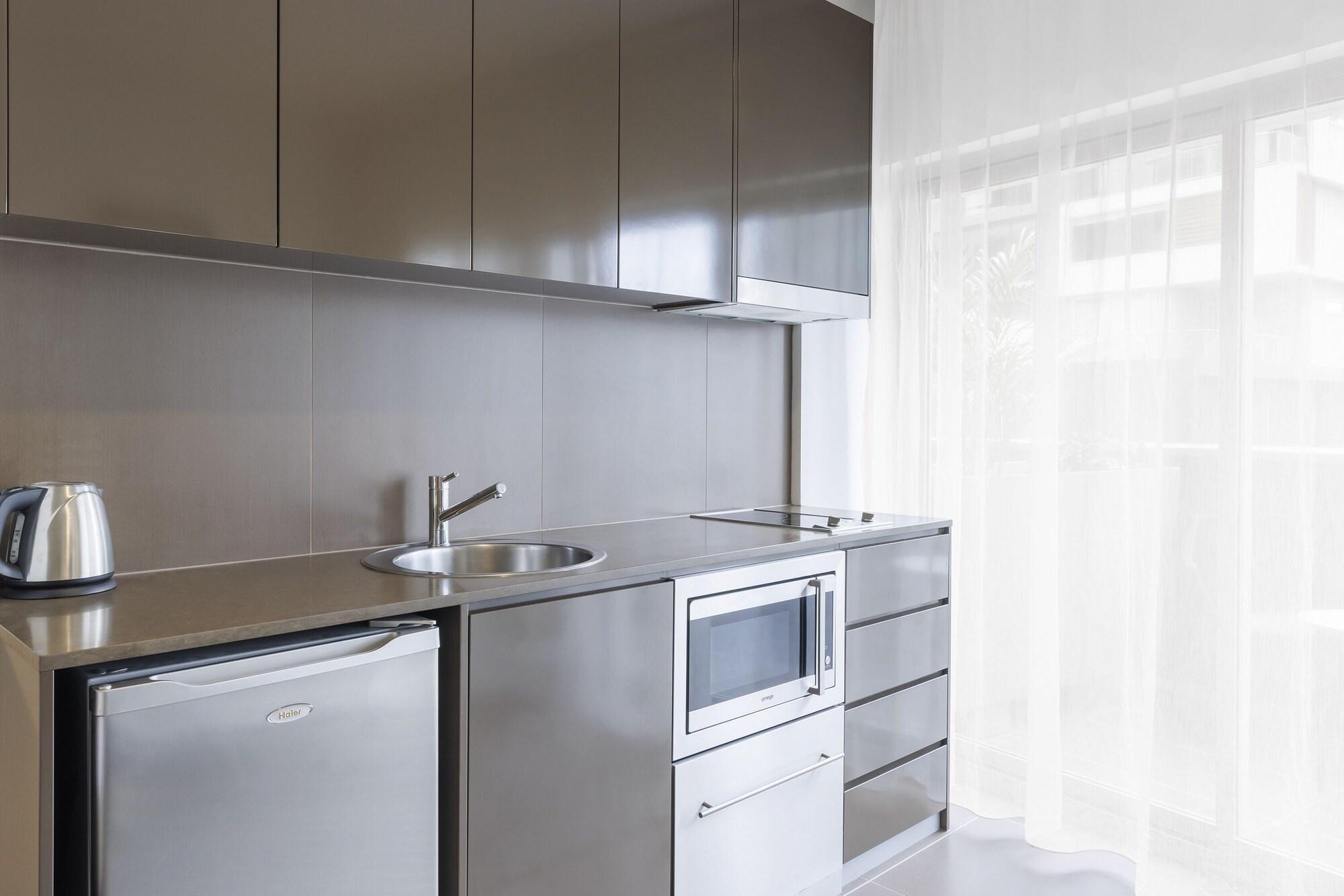 Aparthotel & Bondi Junction