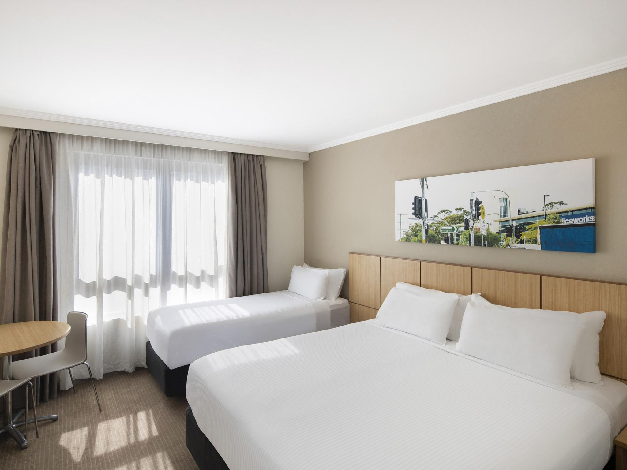 Mercure Manly Warringah 4*