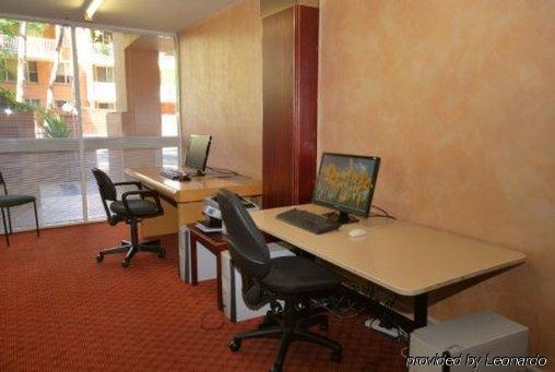 Metro Aspire Hotel
