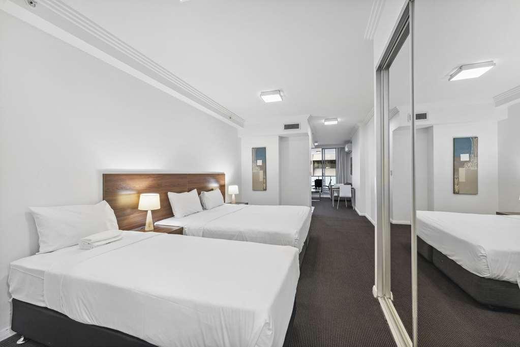 Apx World Square Aparthotel 4*