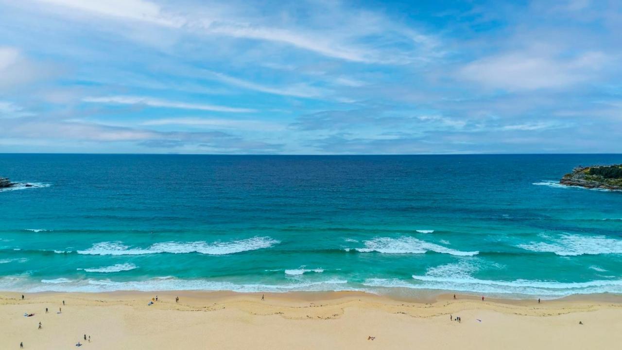Stunning 2br With Harbour Views In Bondi Junction