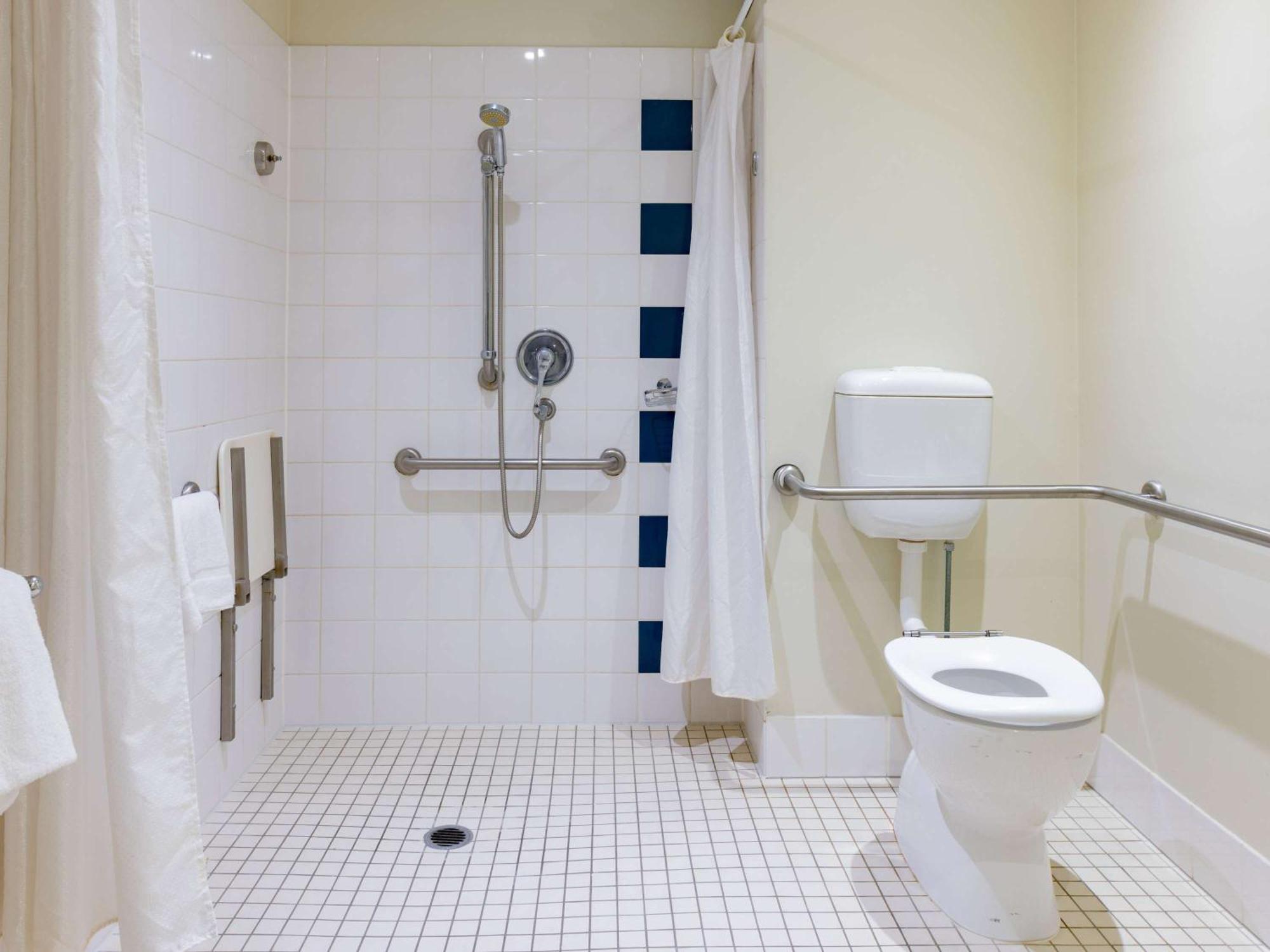 Mercure Bankstown Hotel