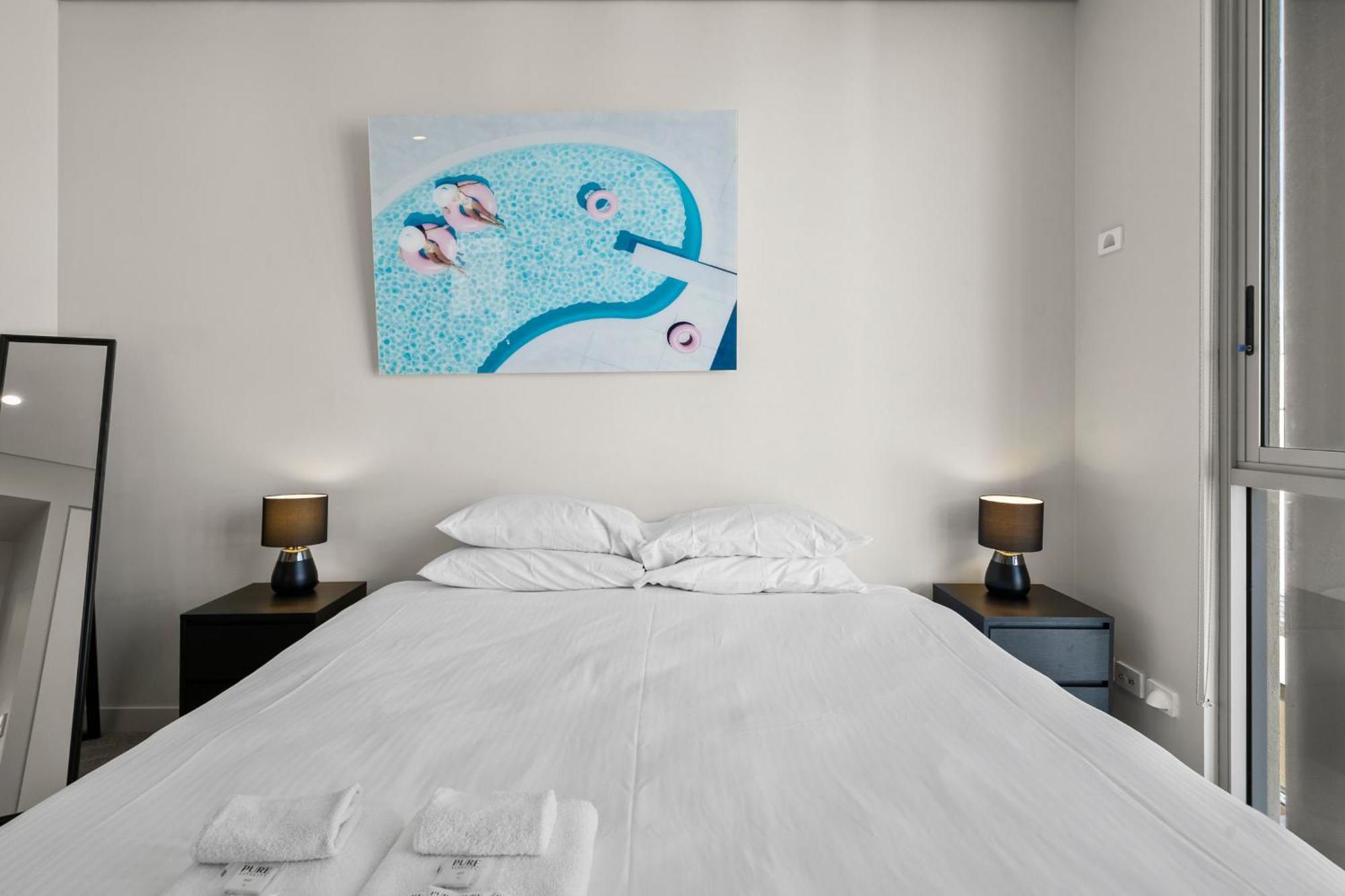 Stunning 2br With Harbour Views In Bondi Junction Apartment