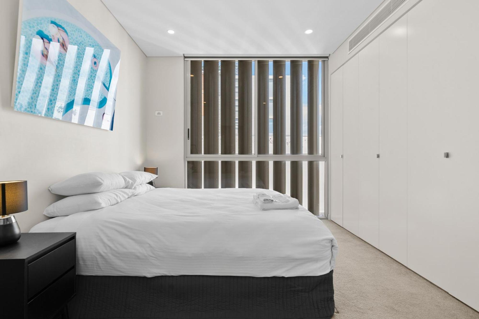 Stunning 2br With Harbour Views In Bondi Junction