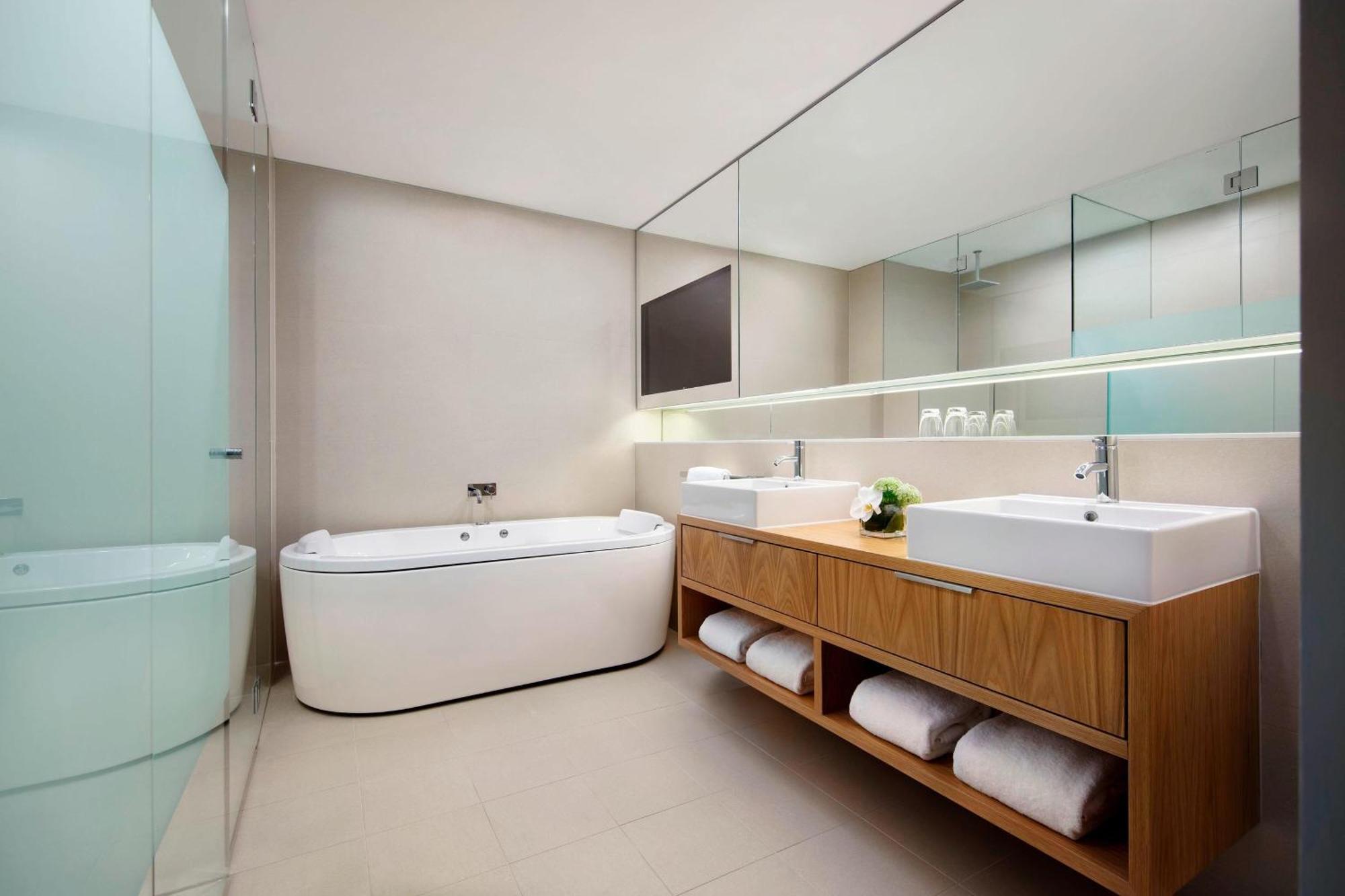 Four Points By Sheraton Sydney, Park 4*