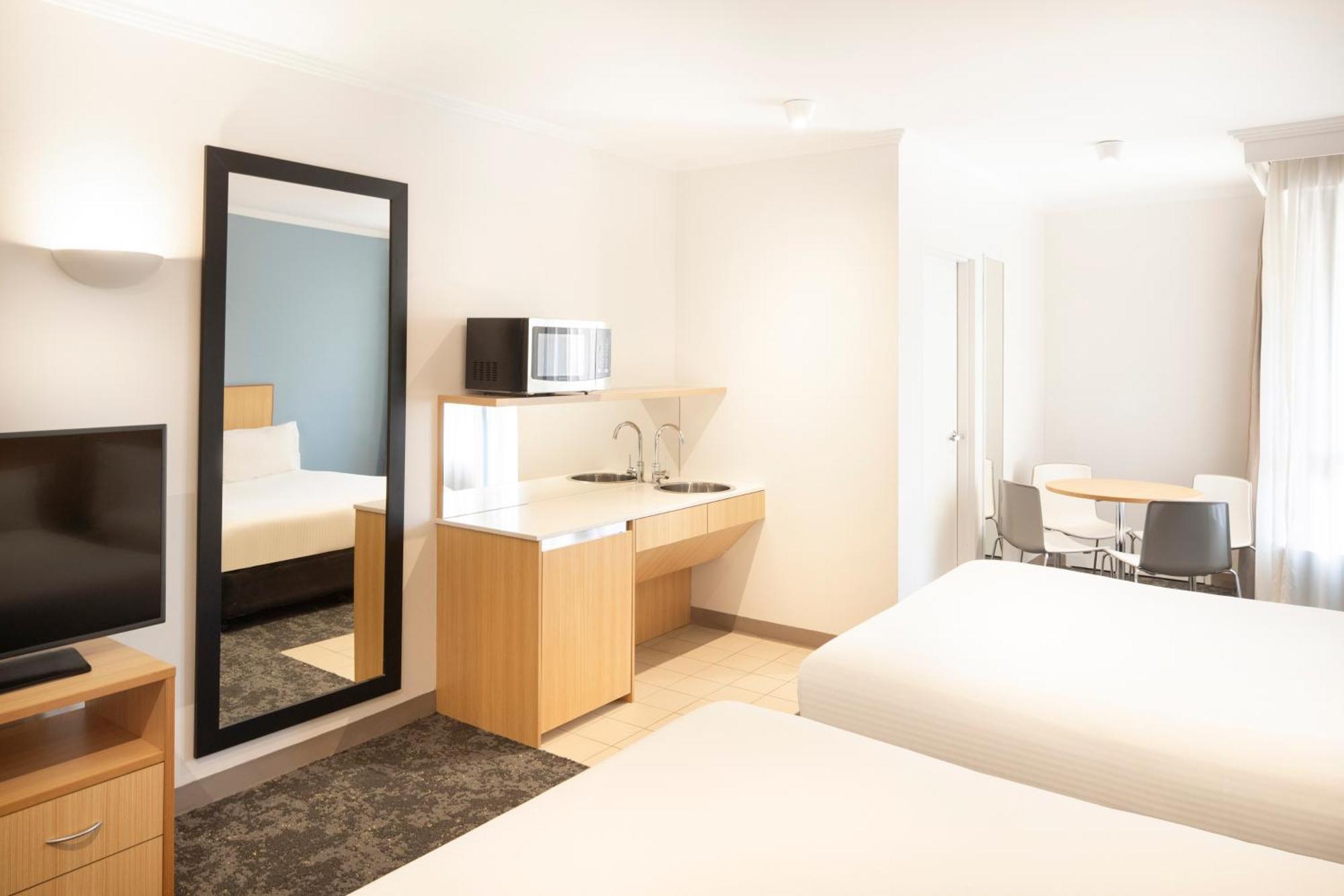 Mercure Manly Warringah 4*