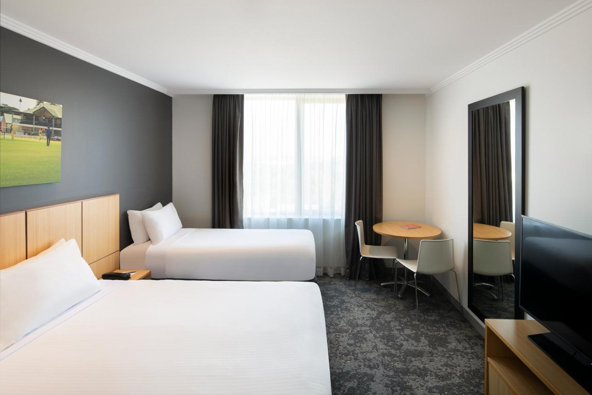 Mercure Bankstown 4* Sydney
