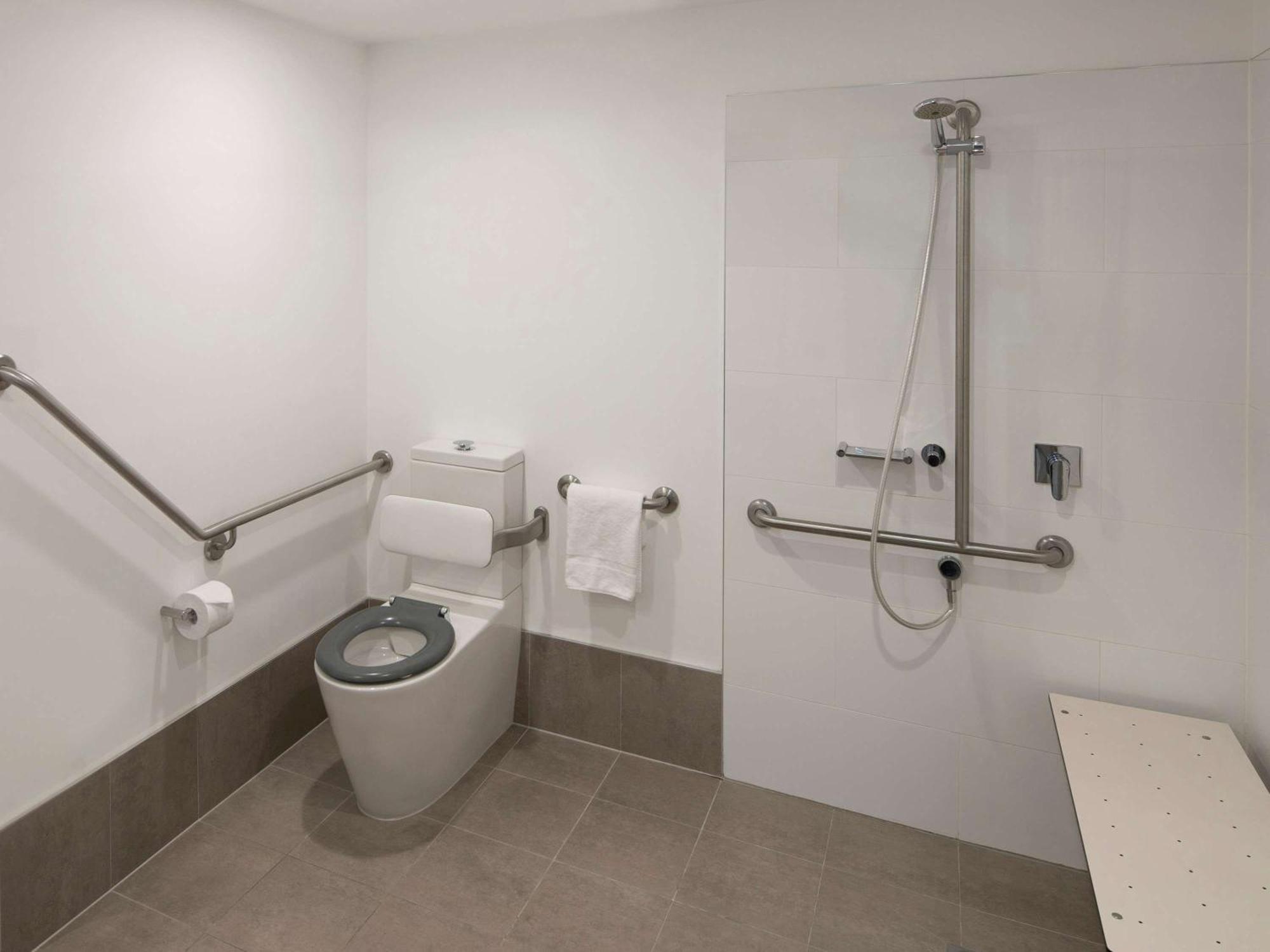 Mercure Bankstown Hotel