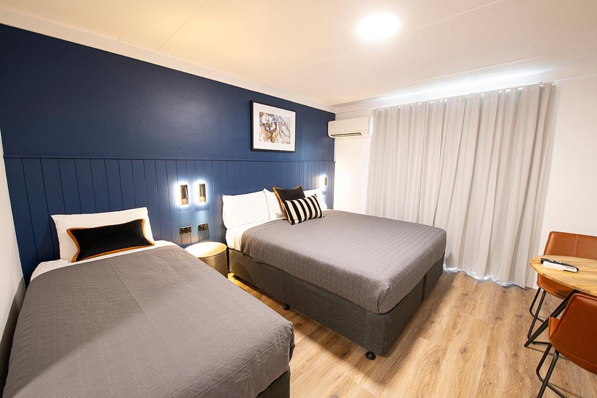 Southend 3* Sydney