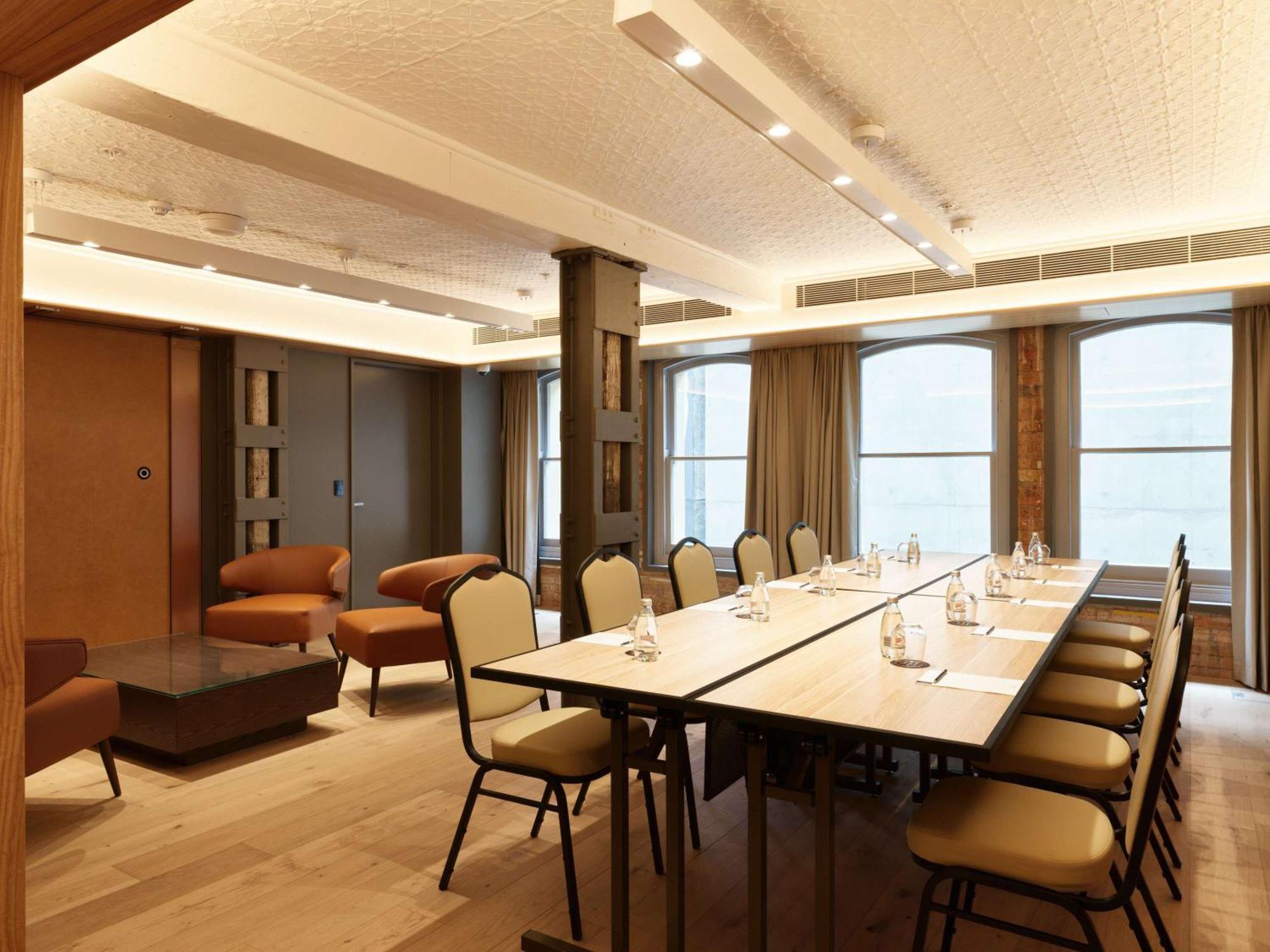 The Porter House - Mgallery Hotel