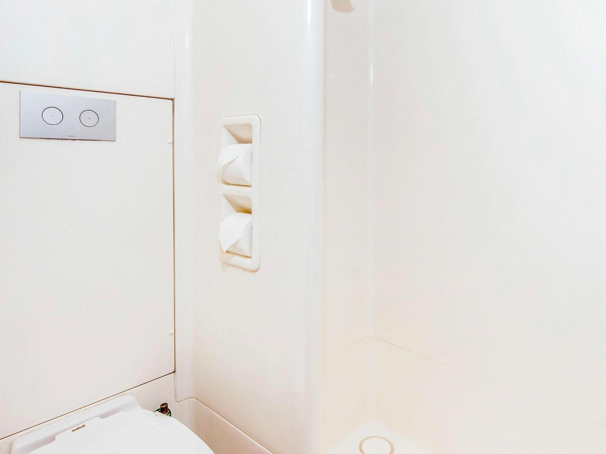 Ibis Budget - Enfield Hotel 3*