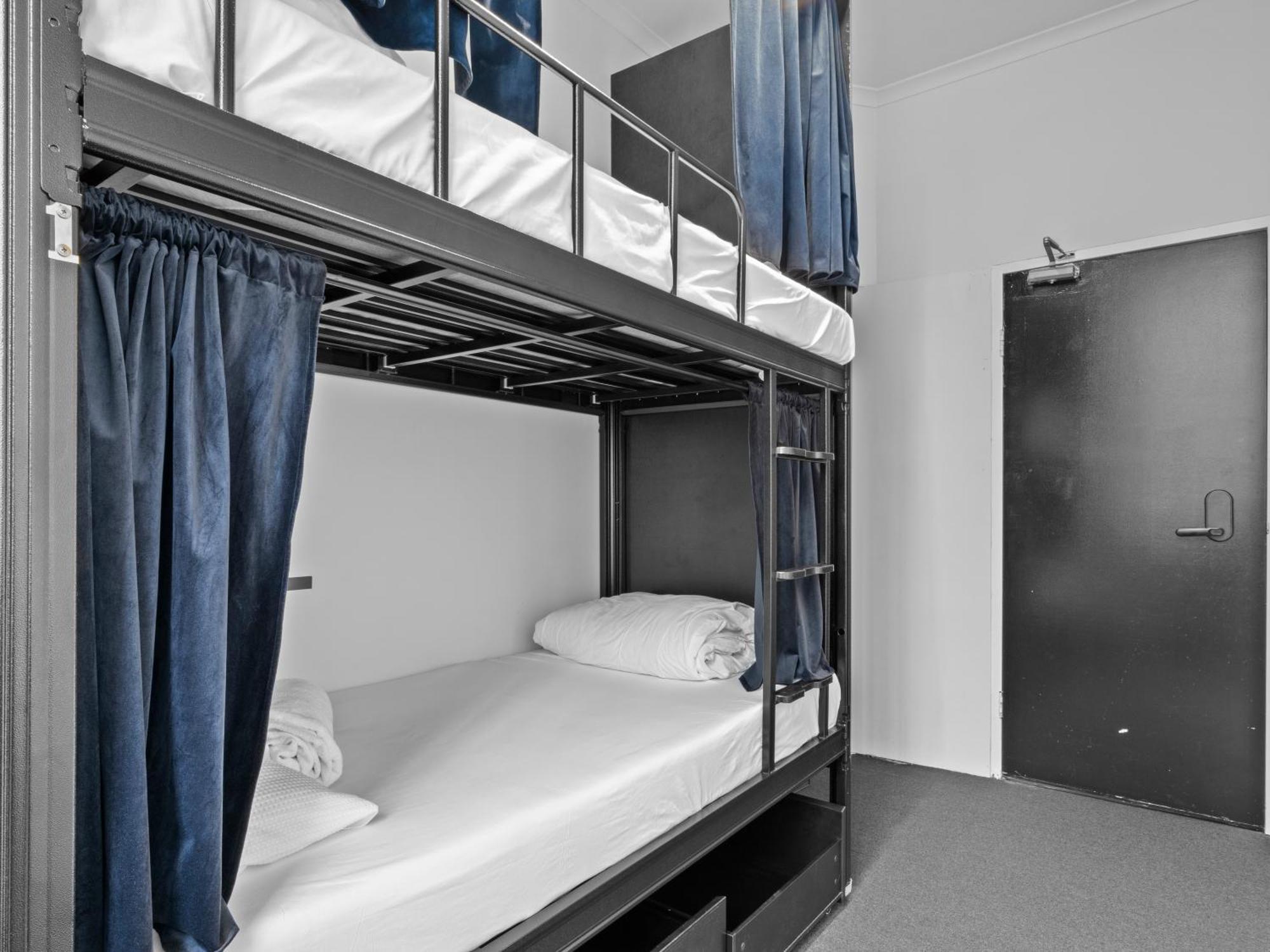Hostel Azzuro Pod Hotel - Potts Point *