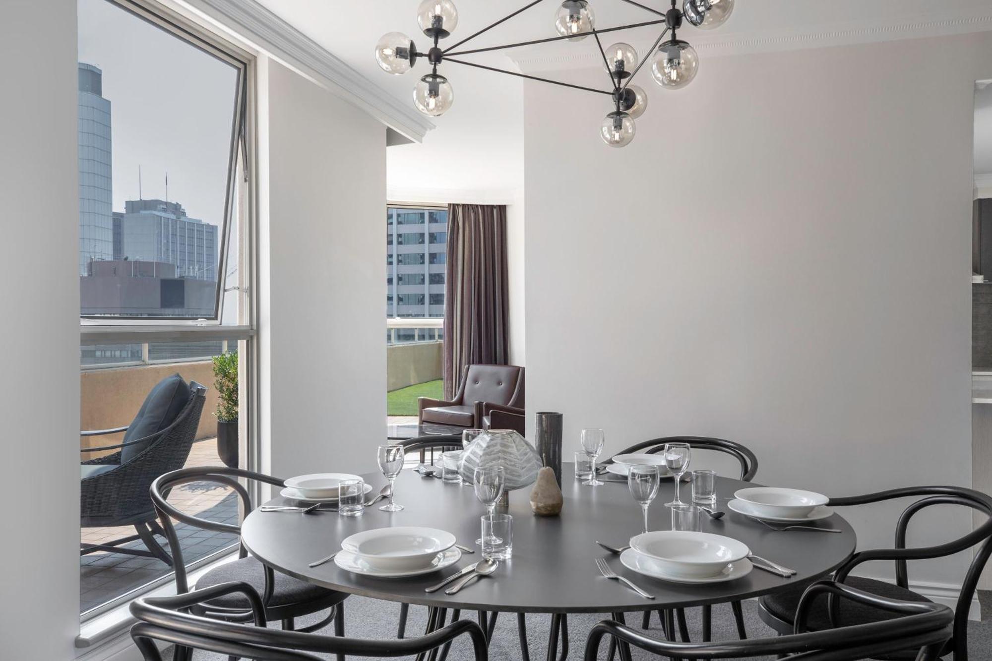 Mantra 2 Bond Street Aparthotel