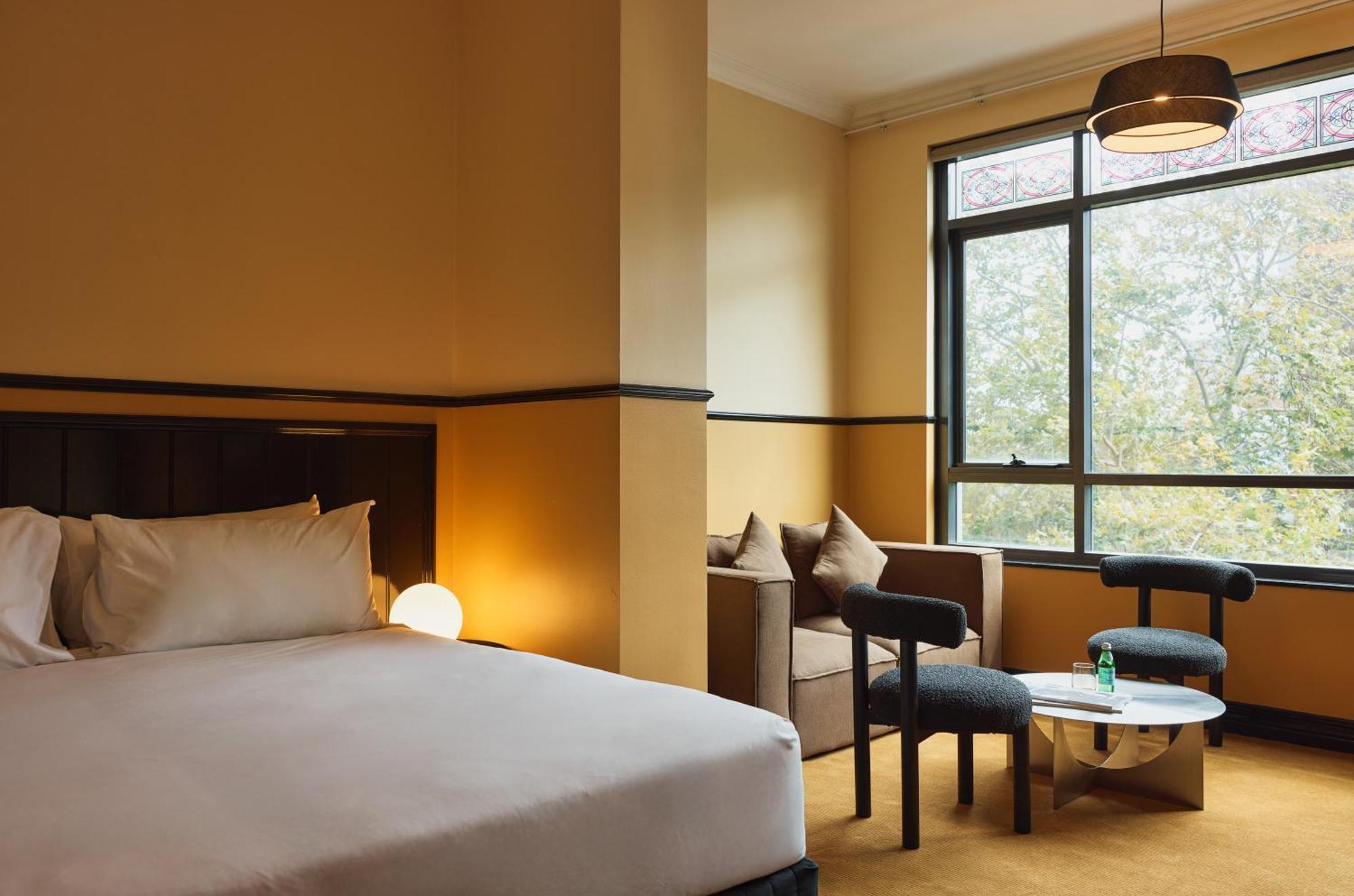 Diplomat Hotel Sydney