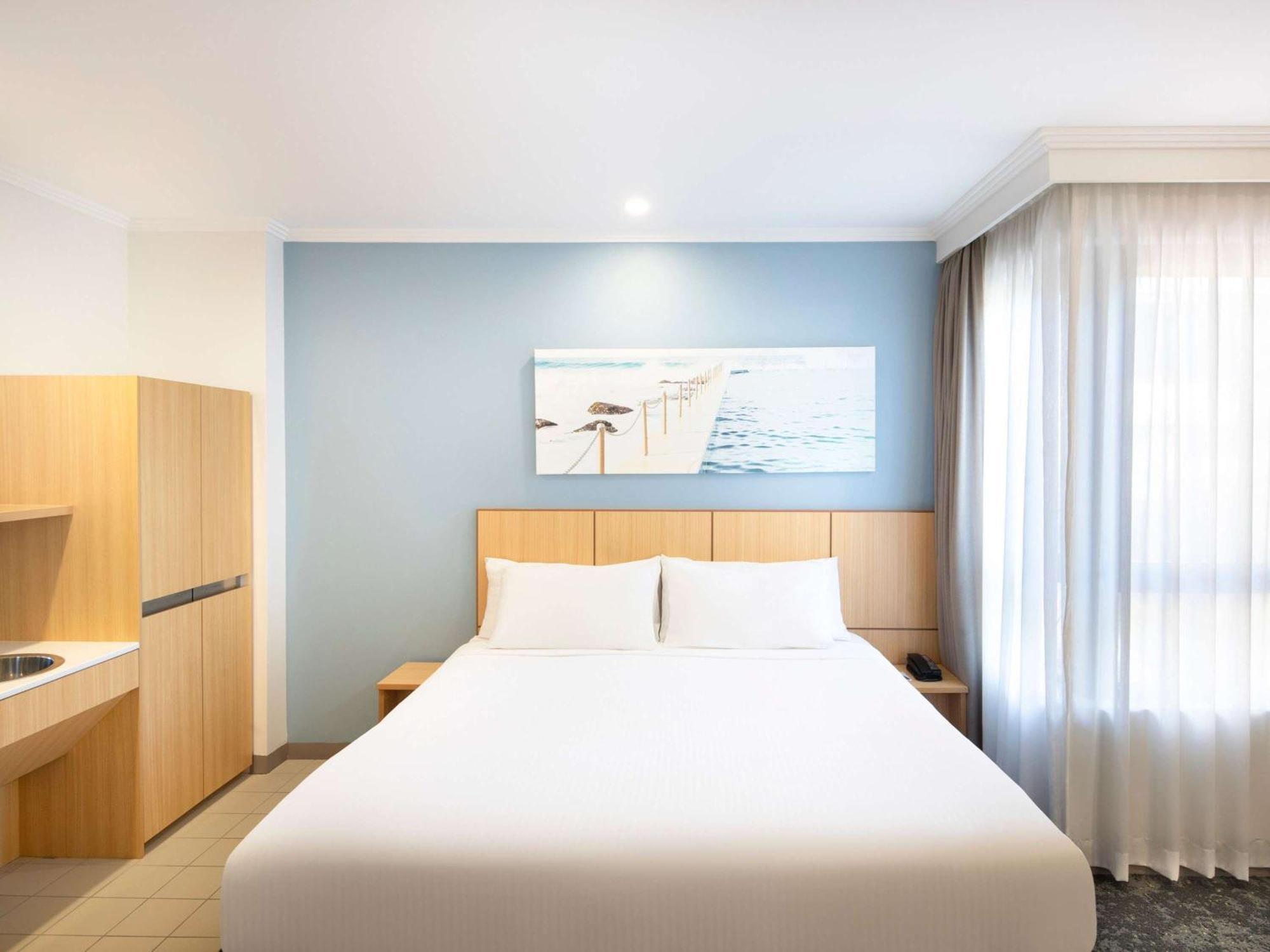 Mercure Manly Warringah 4*