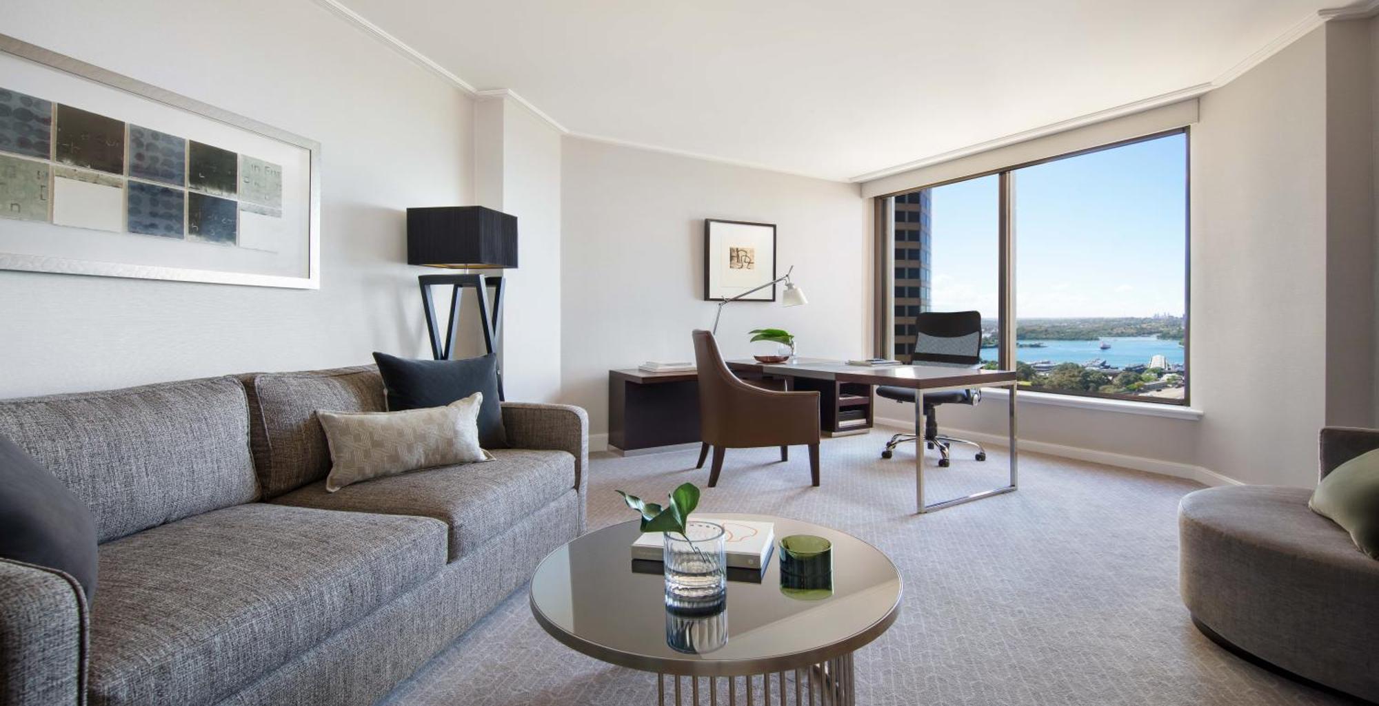 Four Seasons 5*