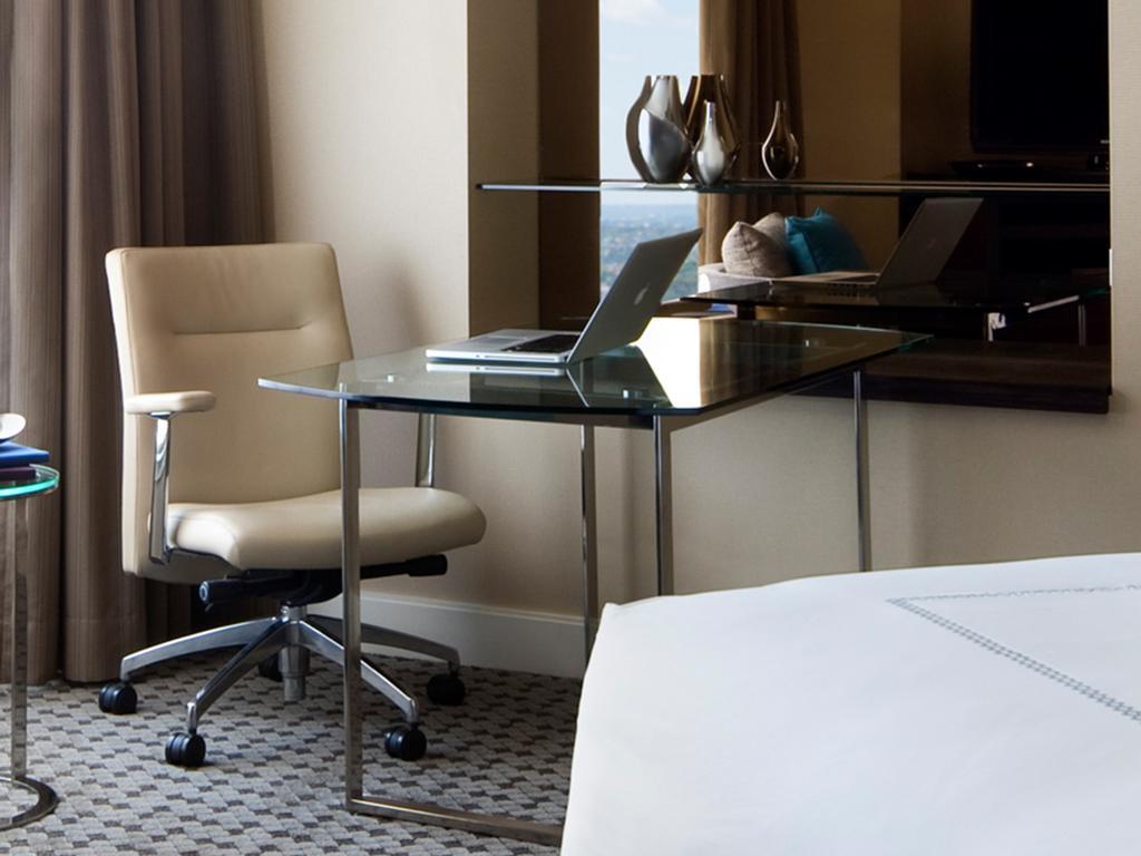 Four Seasons 5* Sydney