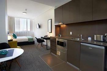 Aparthotel & Bondi Junction Sydney
